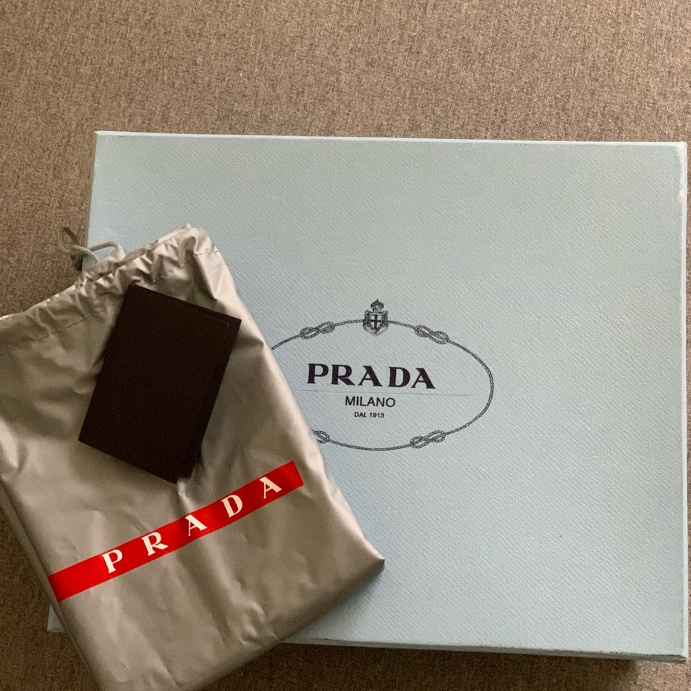 Prada shoes - Picture 5 of 5